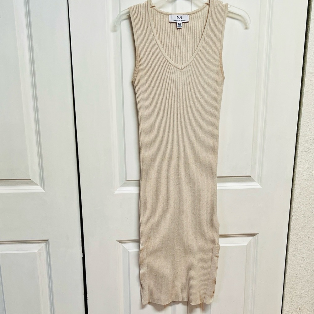 Magaschoni Cream Sleeveless Knit Body con Midi Dress Size M